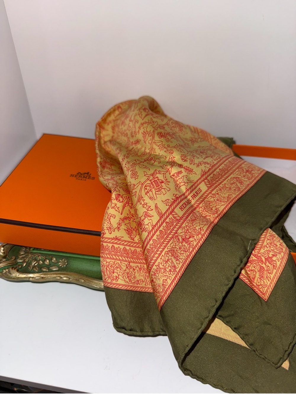 Vintage Hermès Chasse en India Pochette with box